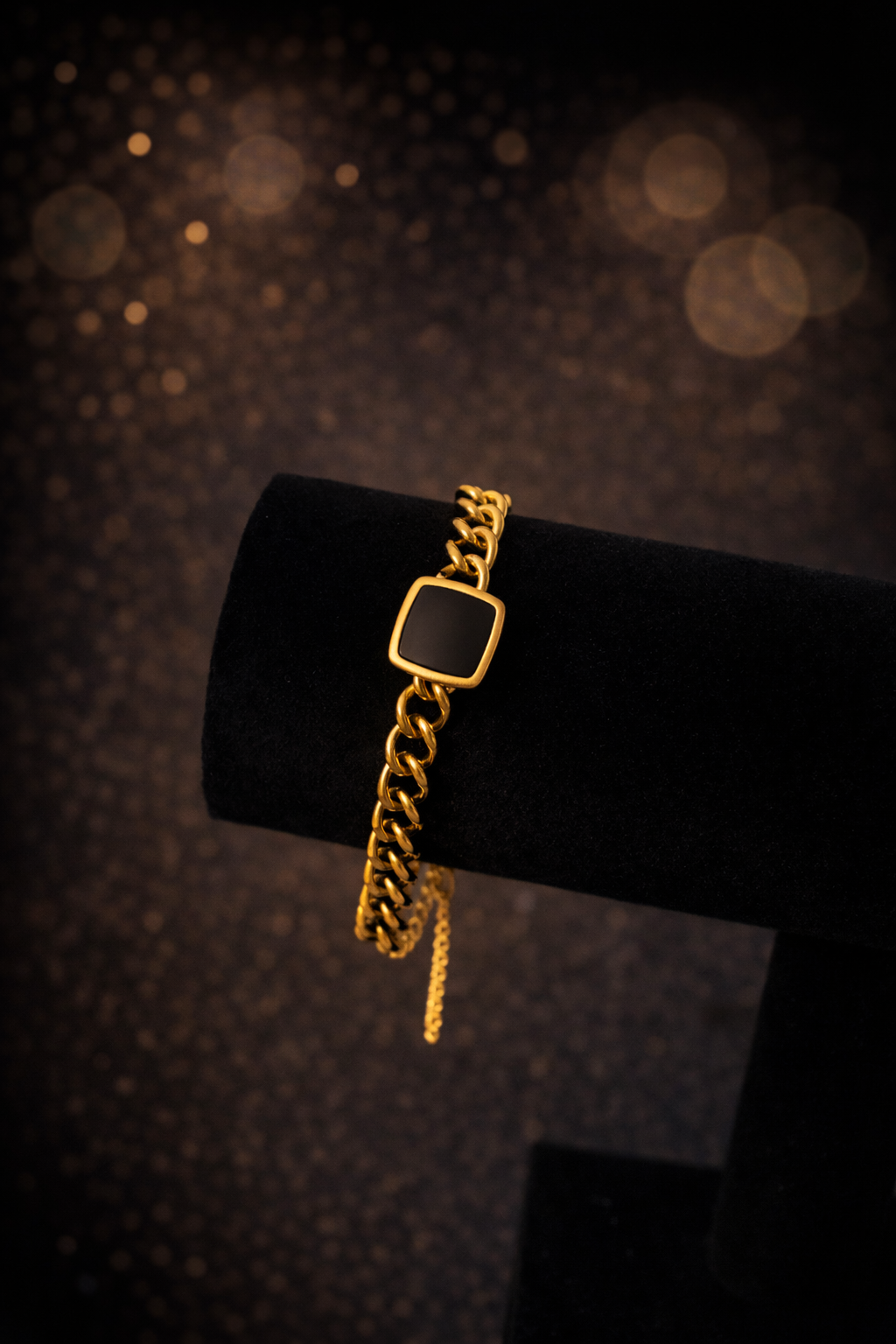 Square bracelet Gold